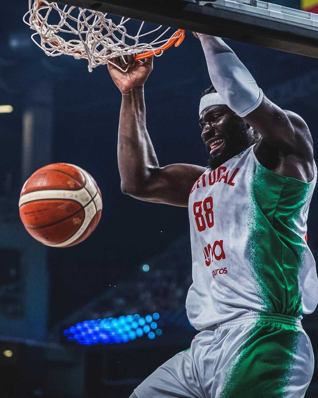 AA, 尔特人球员, 场照