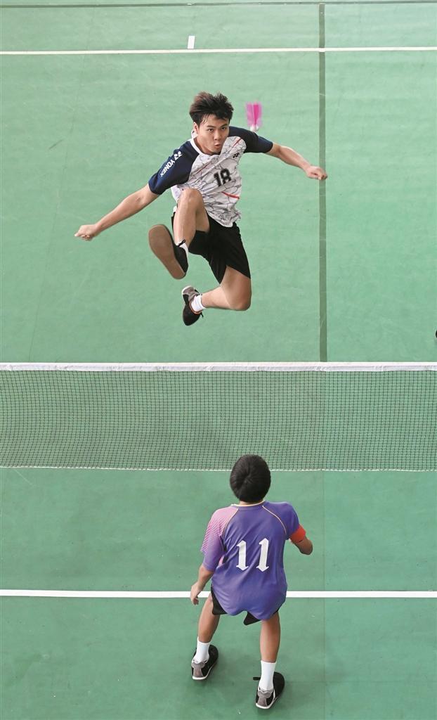 市来柳参赛, 羽毛球场地 市来柳参赛, 羽毛球场地