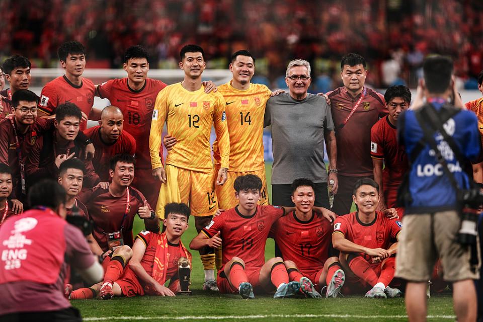 这也是今年, 足帅位迟迟, 中超教练